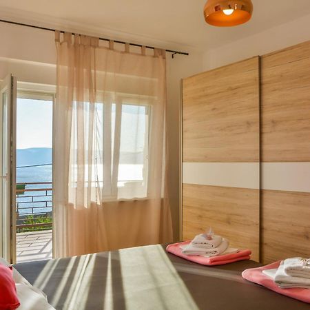 Apartmani Krijesnica Senj  Luaran gambar