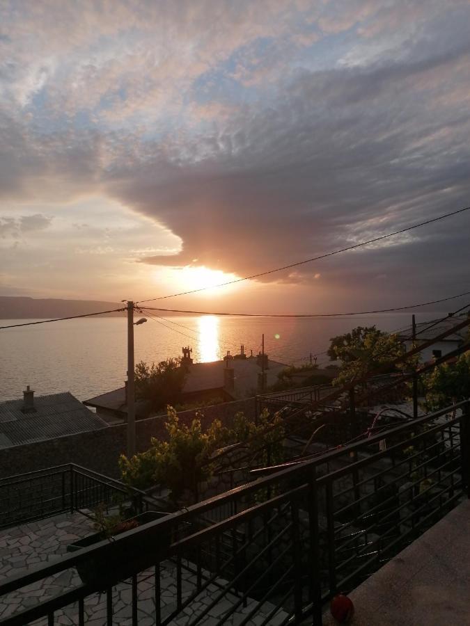 Apartmani Krijesnica Senj  Luaran gambar