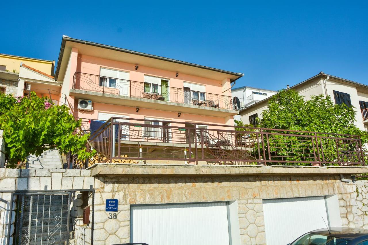 Apartmani Krijesnica Senj  Luaran gambar