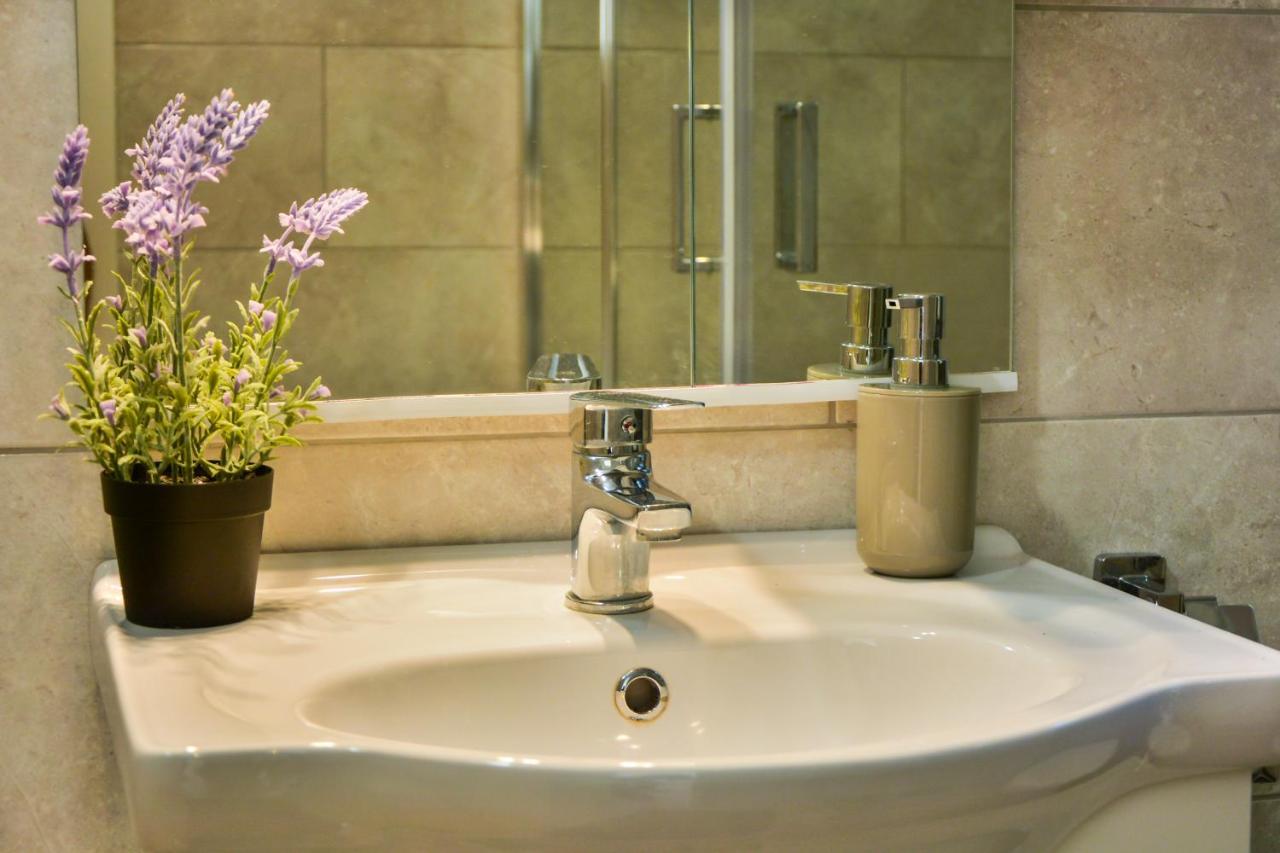Apartmani Krijesnica Senj  Luaran gambar