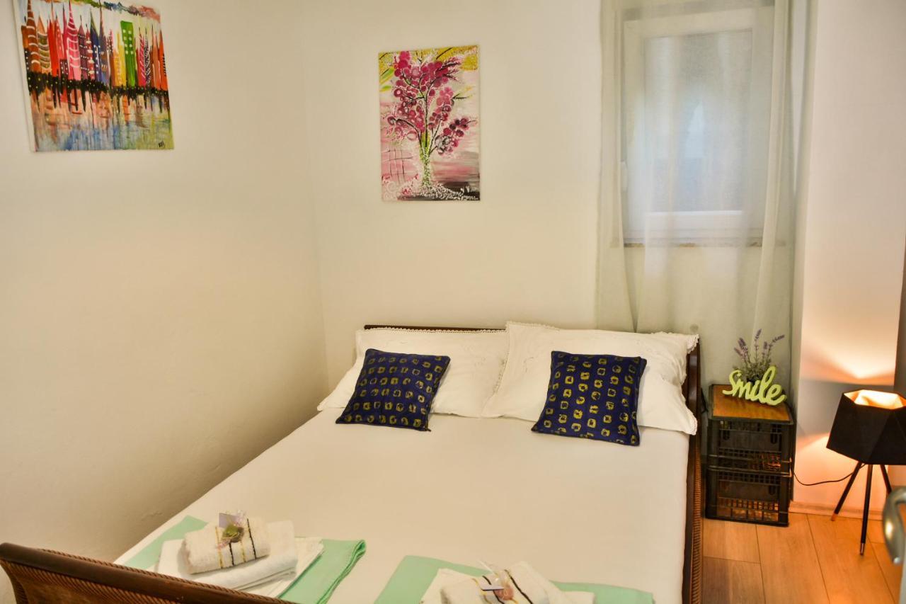 Apartmani Krijesnica Senj  Luaran gambar