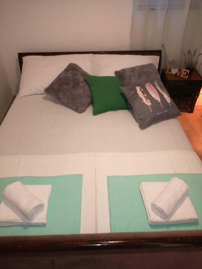 Apartmani Krijesnica Senj  Luaran gambar