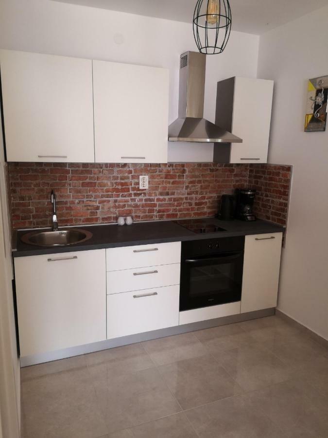 Apartmani Krijesnica Senj  Luaran gambar
