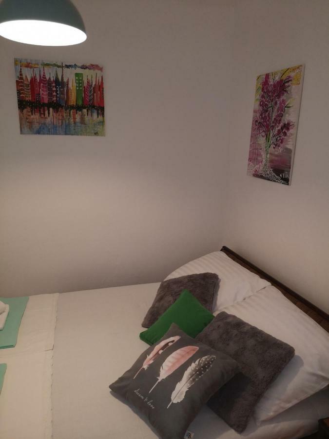 Apartmani Krijesnica Senj  Luaran gambar