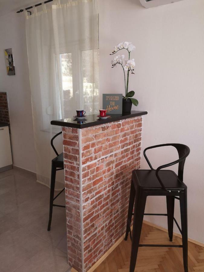 Apartmani Krijesnica Senj  Luaran gambar